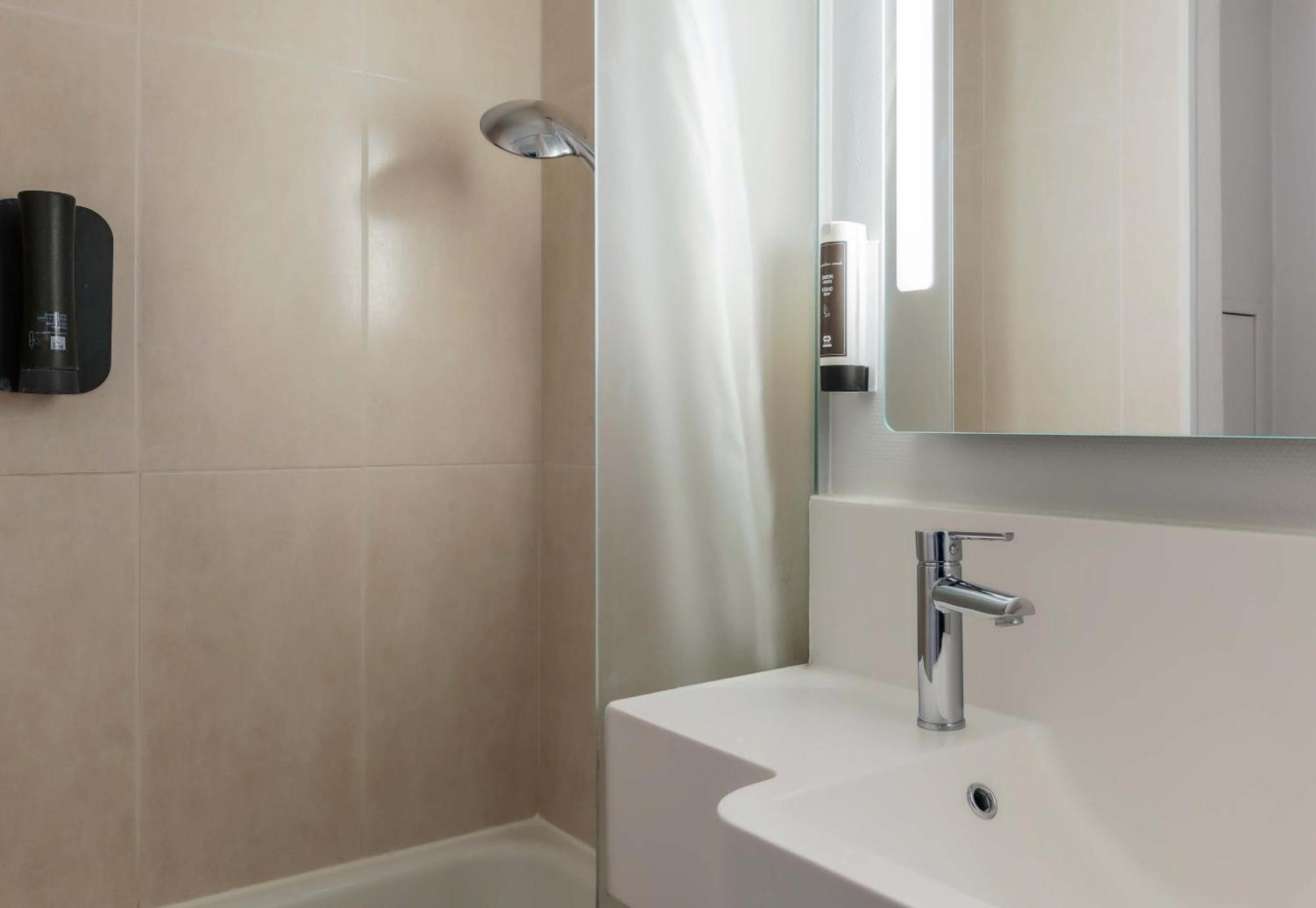 B&B Hotel Nancy Frouard Екстериор снимка
